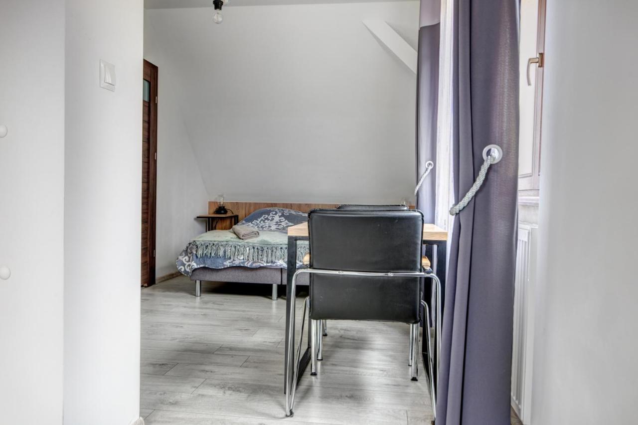 Willa Pod Zegarem - W Cenie Parking, Szybkie Wifi, Duzy Ogrod, Wiata Grilowa! Krynica Zdroj Ngoại thất bức ảnh