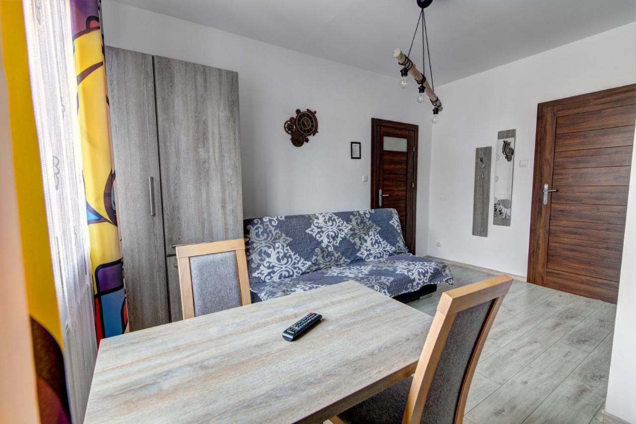 Willa Pod Zegarem - W Cenie Parking, Szybkie Wifi, Duzy Ogrod, Wiata Grilowa! Krynica Zdroj Ngoại thất bức ảnh