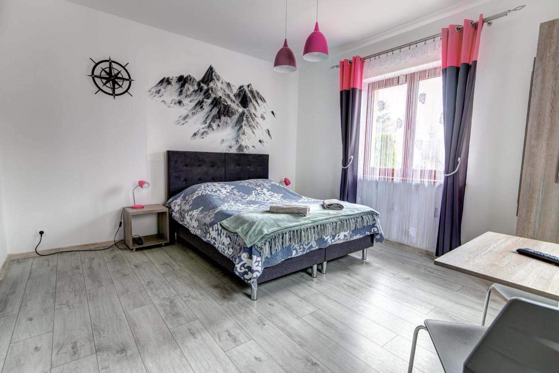 Willa Pod Zegarem - W Cenie Parking, Szybkie Wifi, Duzy Ogrod, Wiata Grilowa! Krynica Zdroj Phòng bức ảnh
